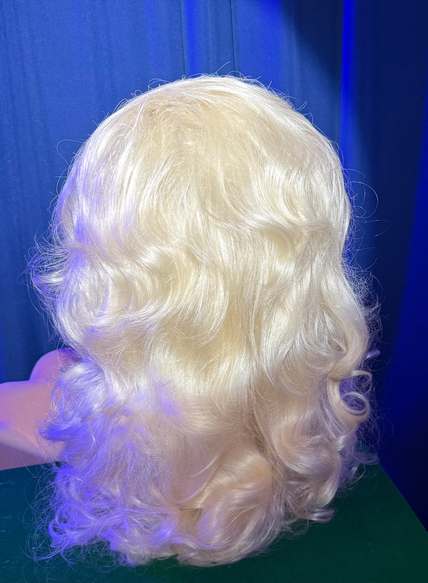 AS SEEN ON YOUTUBE: SCANDALOUS BLONDE