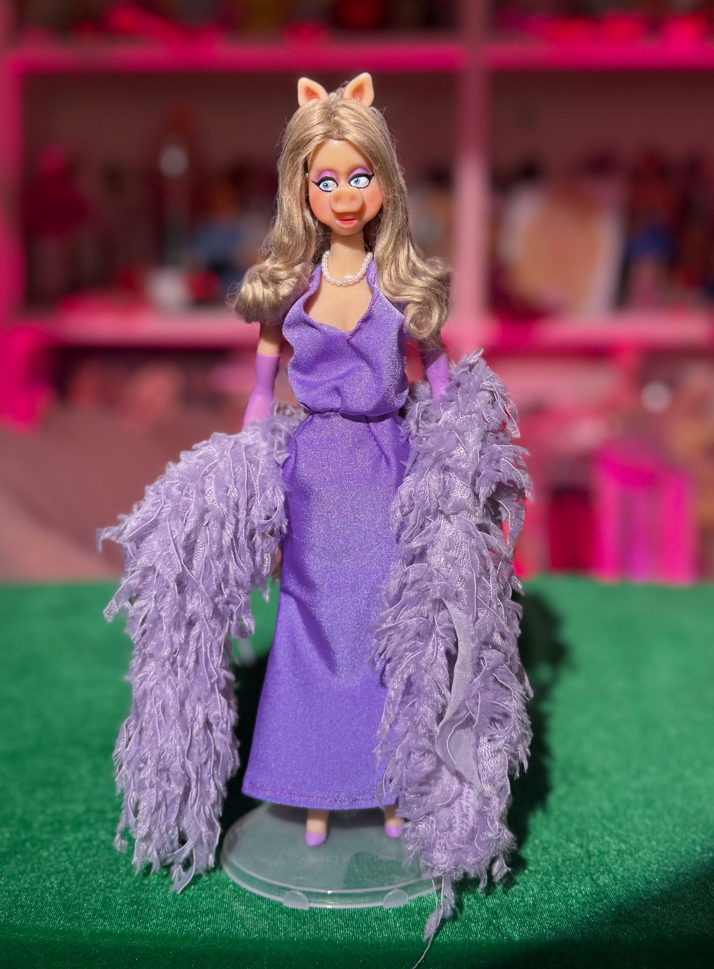 IJJOK: MISS PIGGY