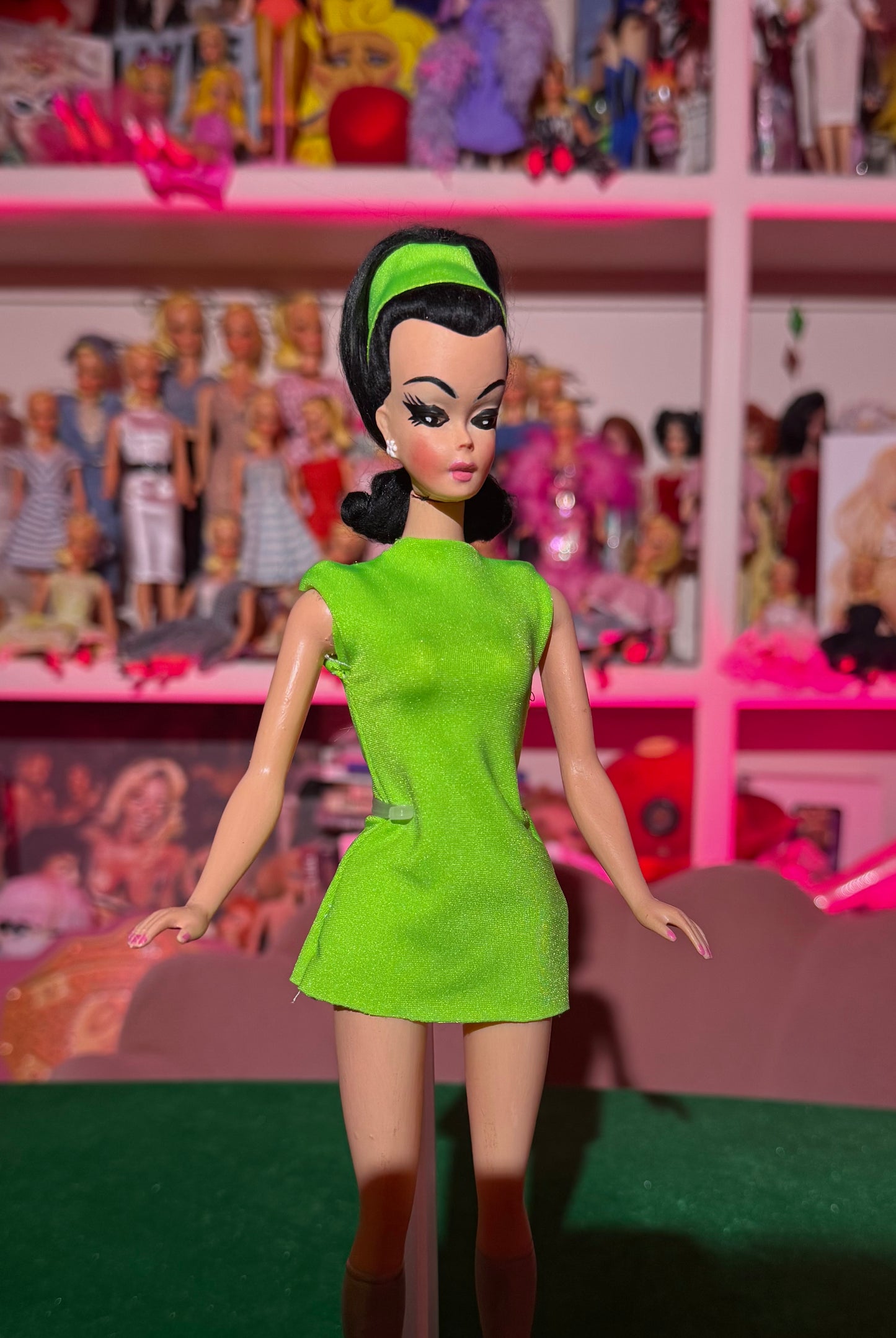 MISS MOD DOLL MODERN VINTAGE COLLECTION