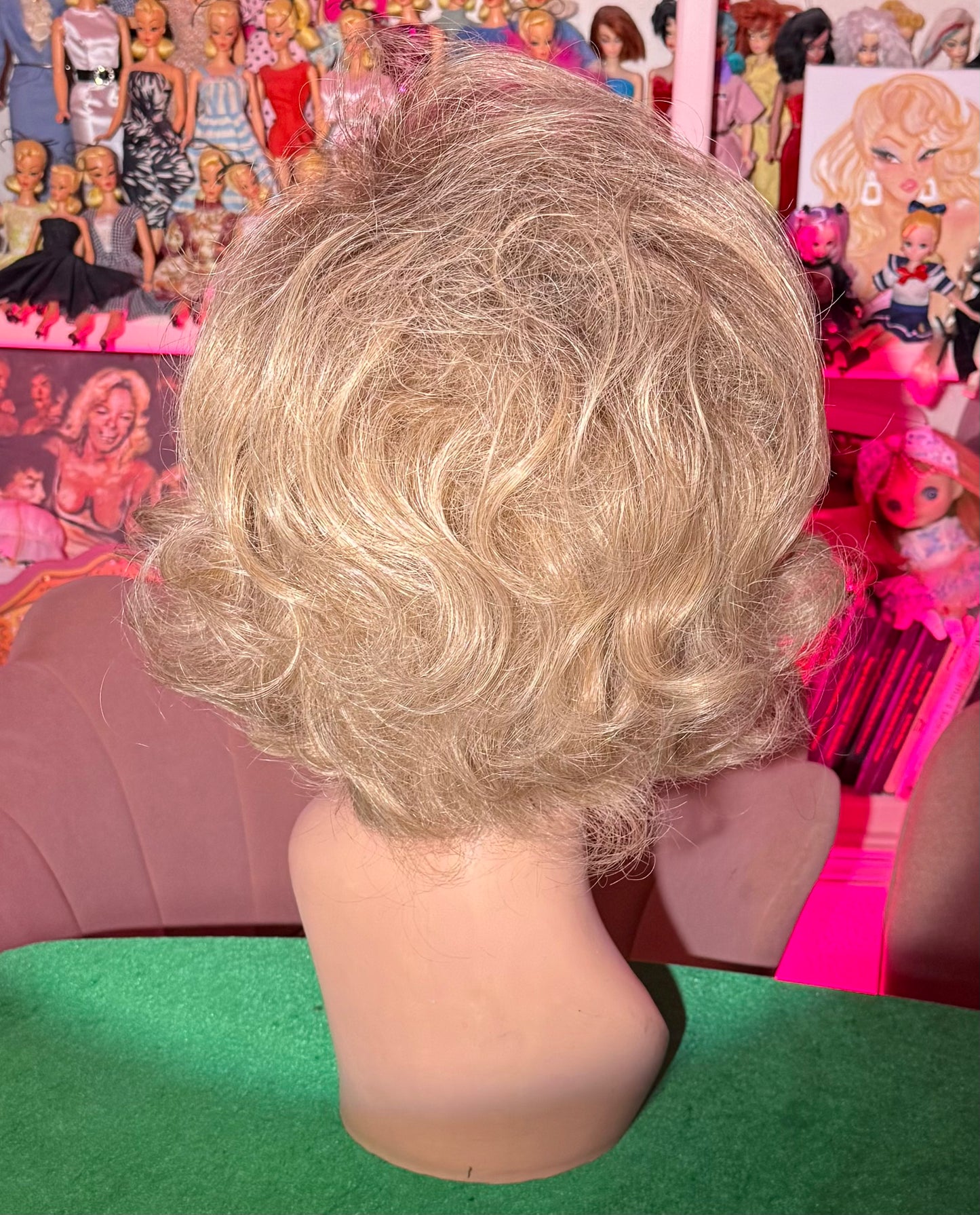 AS SEEN ON YOUTUBE: LOOK AT ME SANDRA DEE