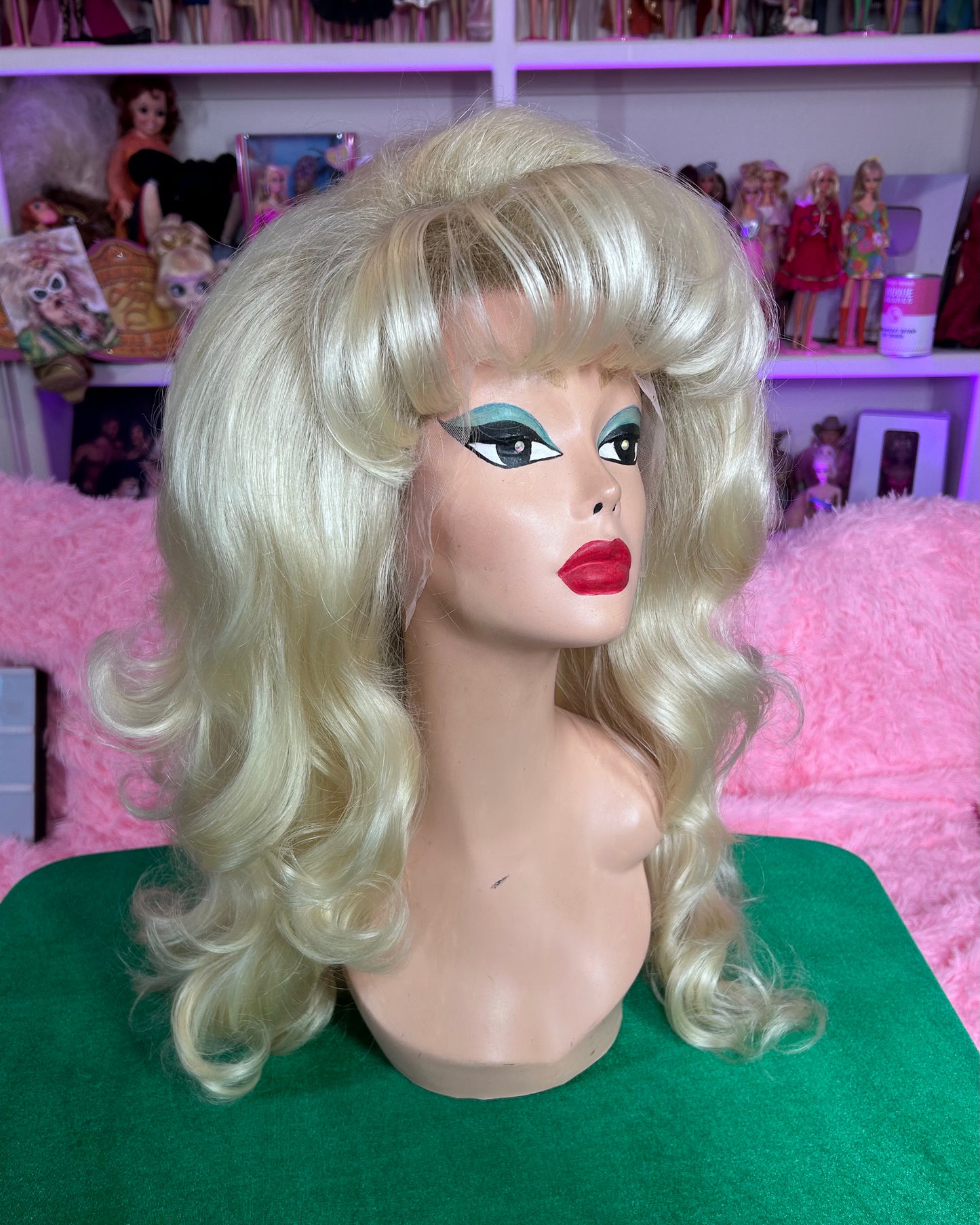 BAYWATCHING BEAUTY (PREMIUM WIG)