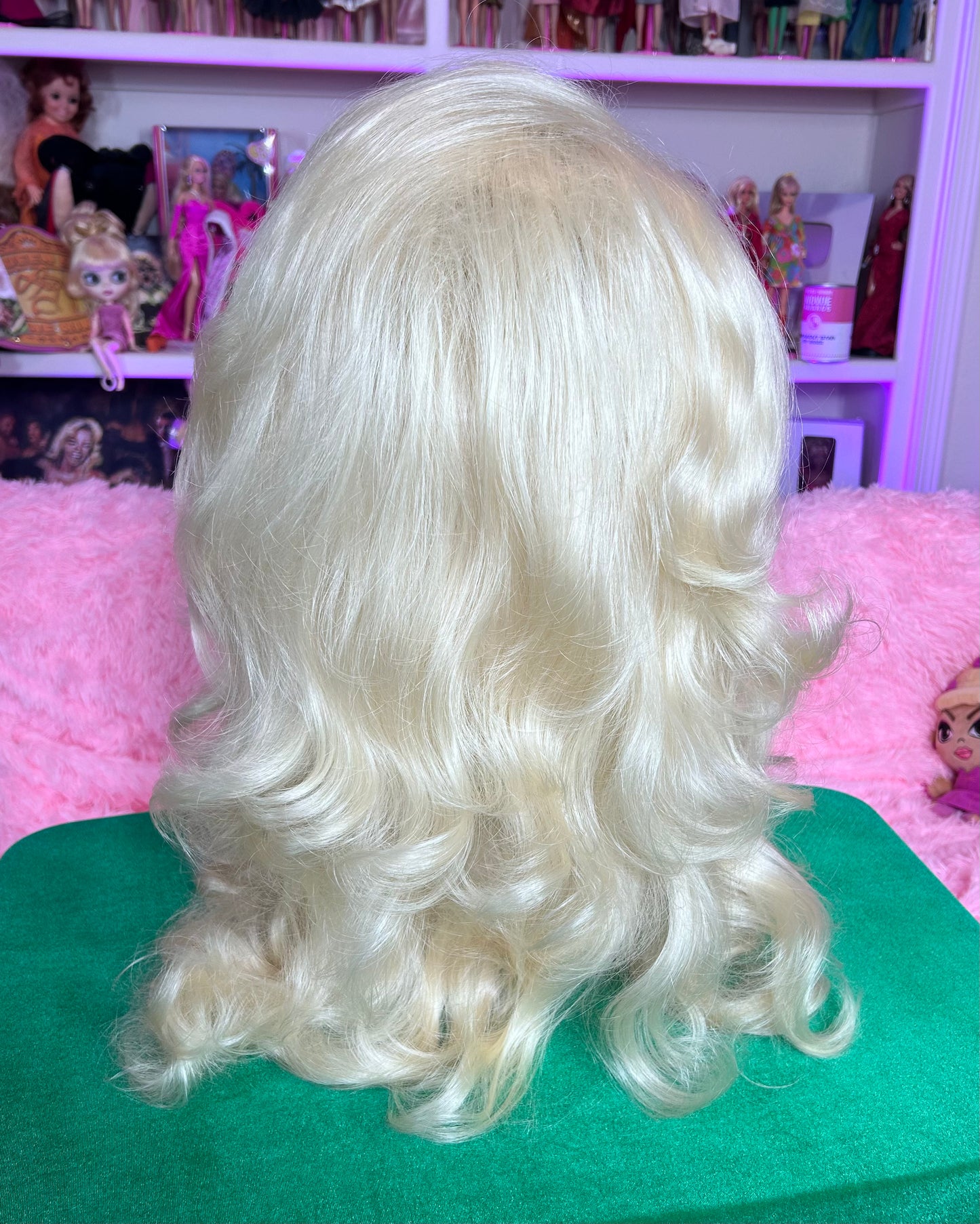 BAYWATCHING BEAUTY (PREMIUM WIG)