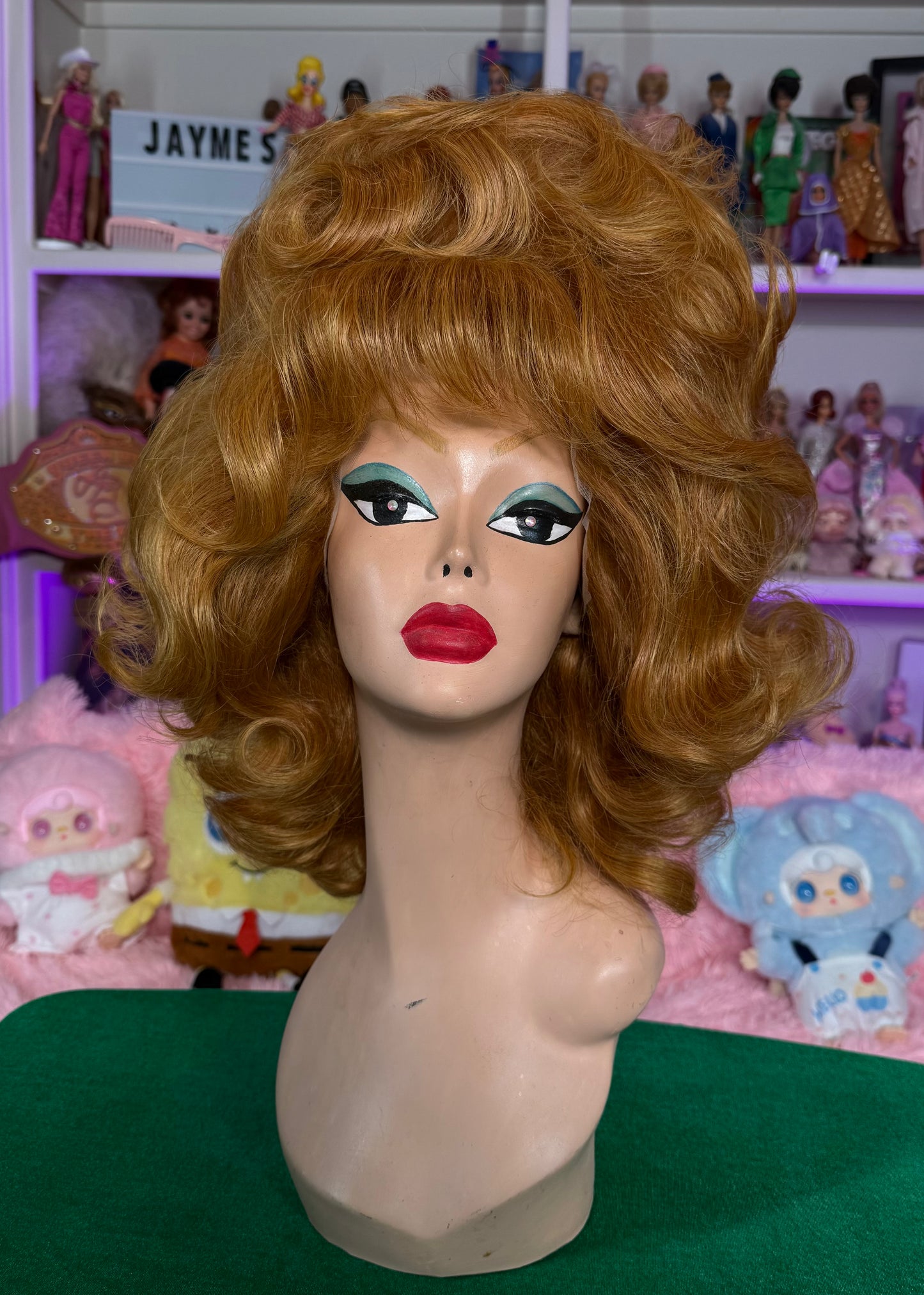AS SEEN ON YOUTUBE: SEVENTIES STARLET