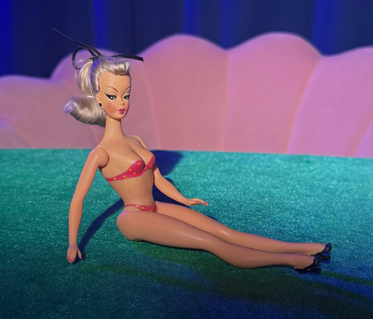LIL' MISS BEACH BUNNYDOLL VINTAGE TREASURES COLLECTION (9 INCH DOLL)