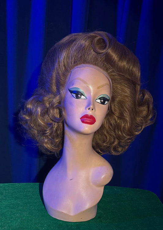 DANCING DOLL
