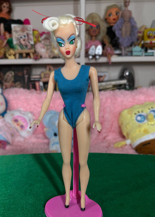 VAVA VOOM DOLL (PLATINUM) PINUP PRO COLLECTION