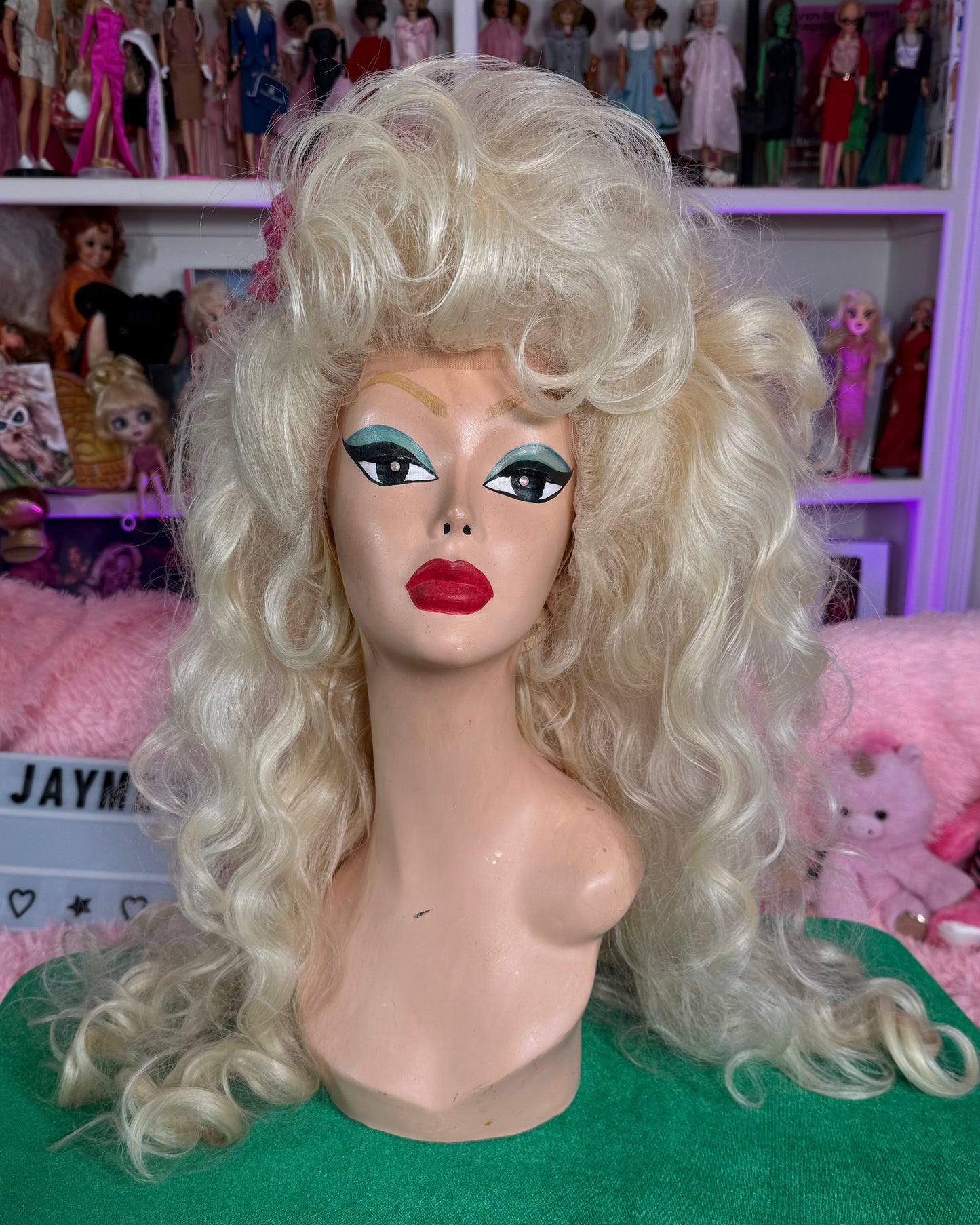 AS SEEN ON YOUTUBE: 90's FASHION DOLL