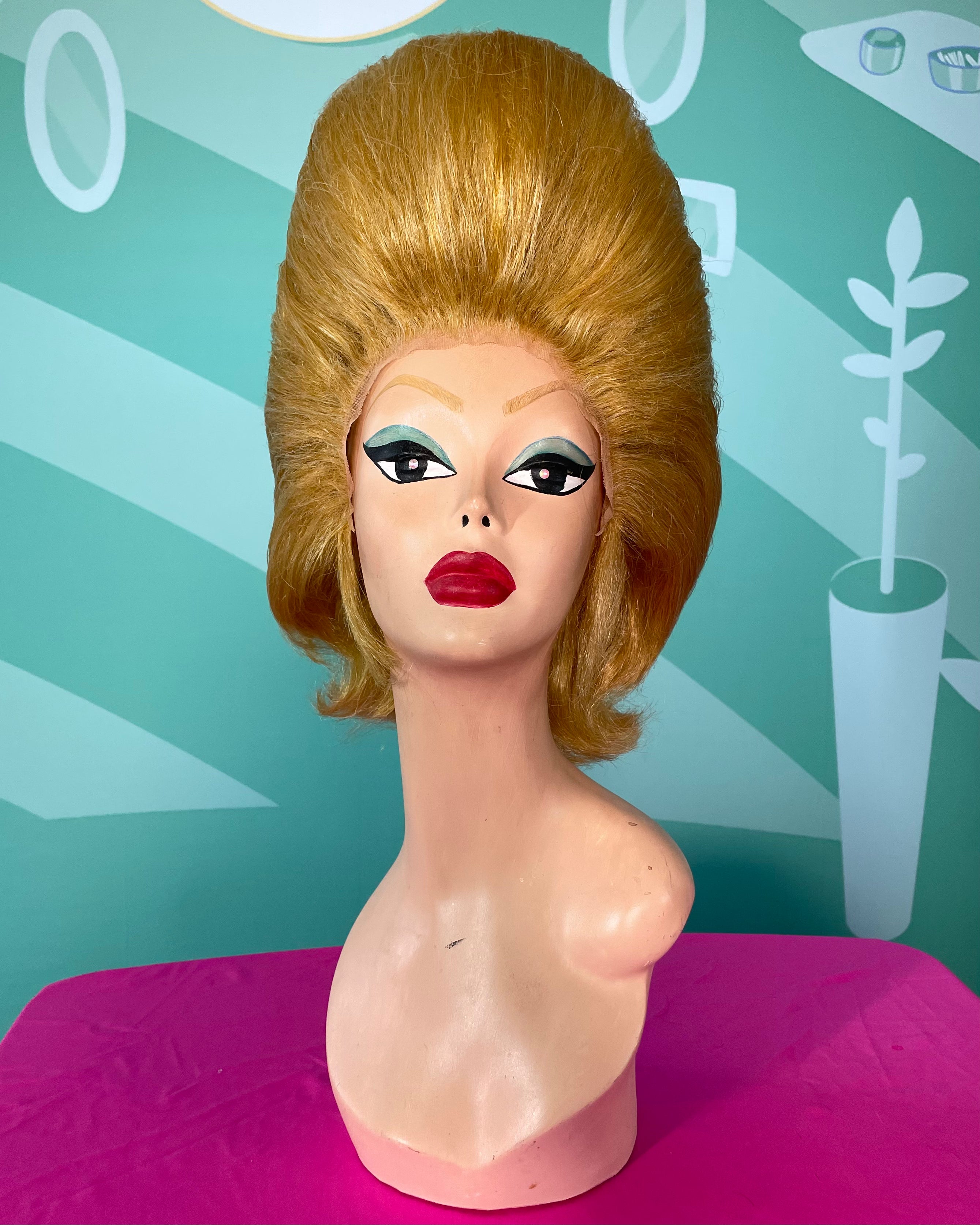 WALLSTREET DRAG KING WIG