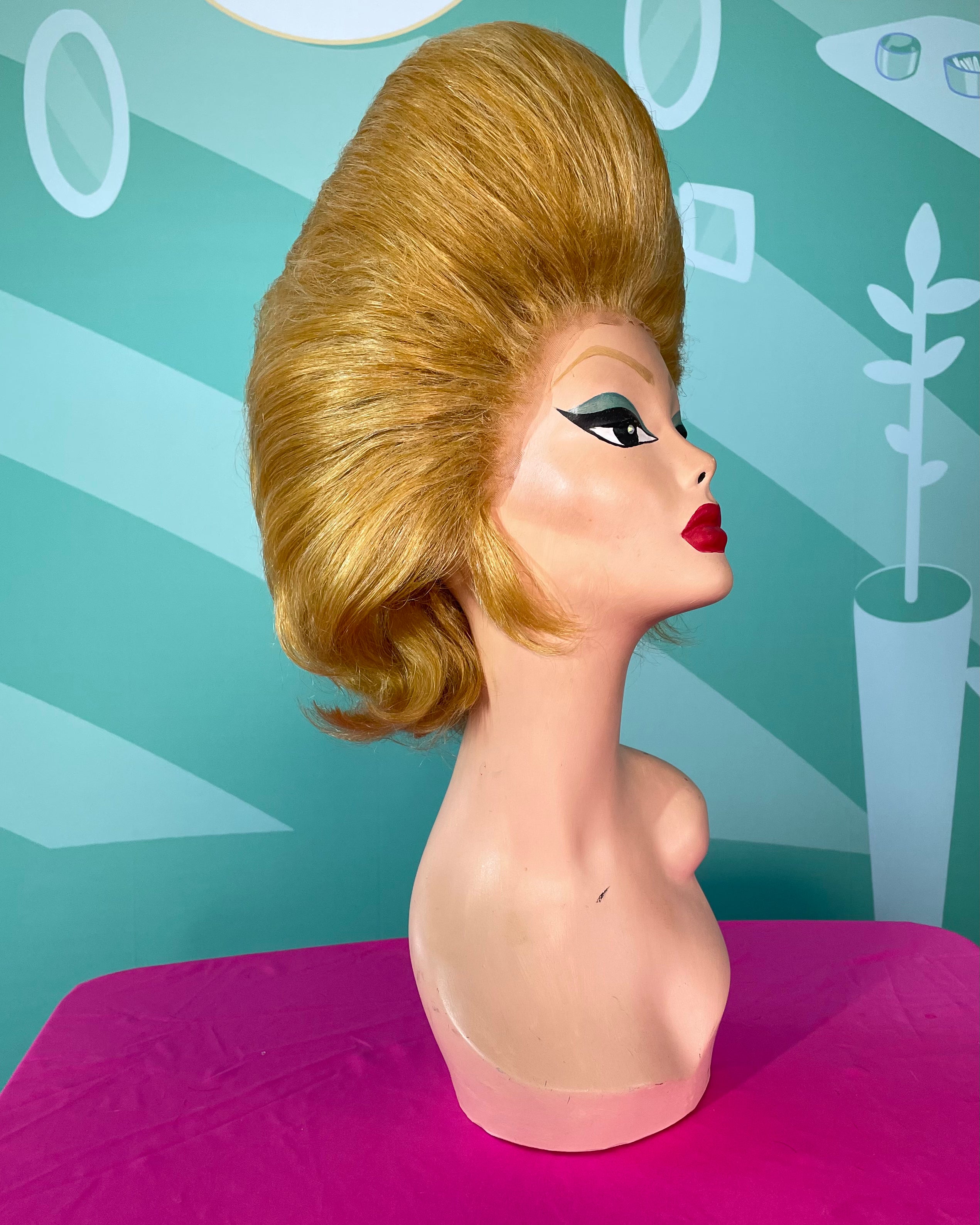 WALLSTREET DRAG KING WIG