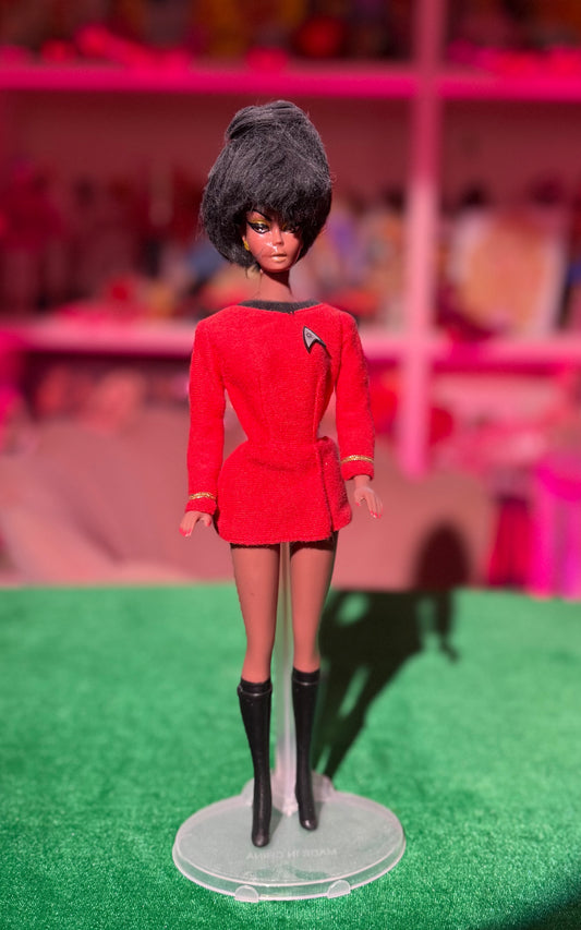 IJJOK: UHURA