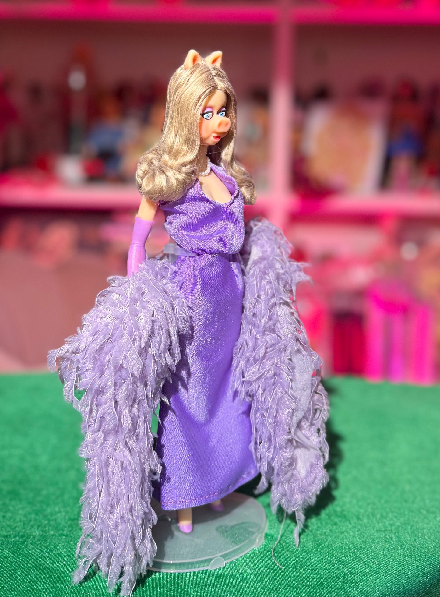 IJJOK: MISS PIGGY