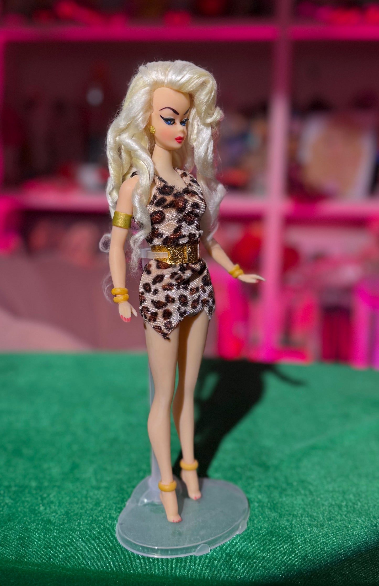 IJJOK: SHEENA QUEEN OF THE JUNGLE