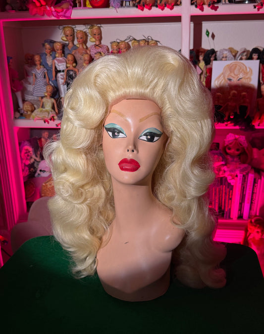 JAYMES WORN WIG: PORTER YEARS