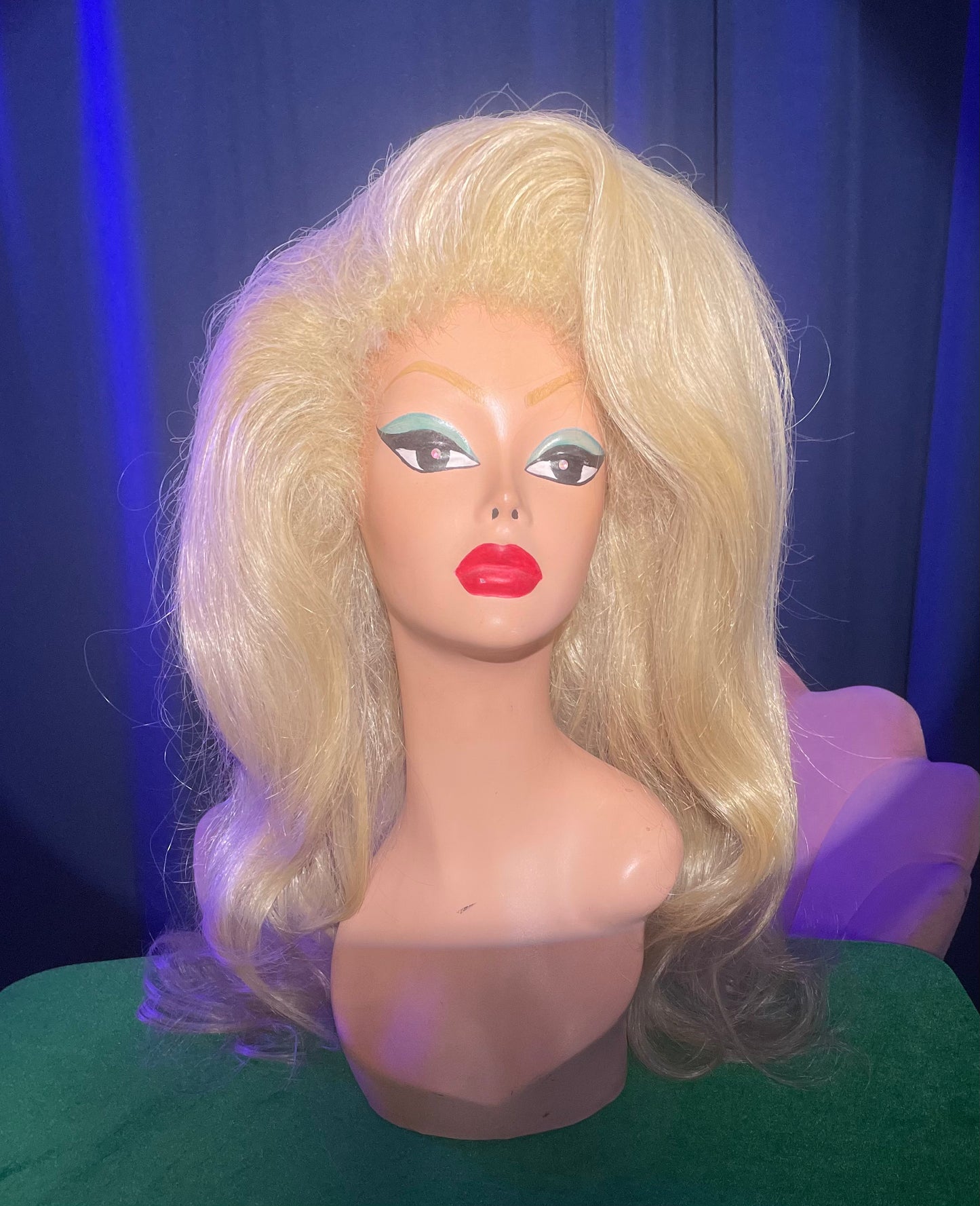 AS SEEN ON YOUTUBE: RAVISHING RAQUEL (HARD FRONT WIG)