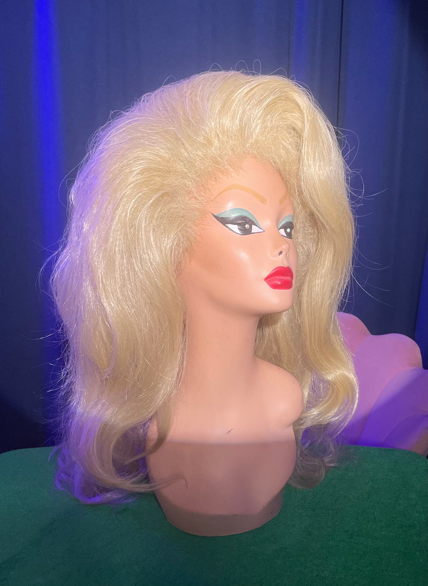 AS SEEN ON YOUTUBE: RAVISHING RAQUEL (HARD FRONT WIG)