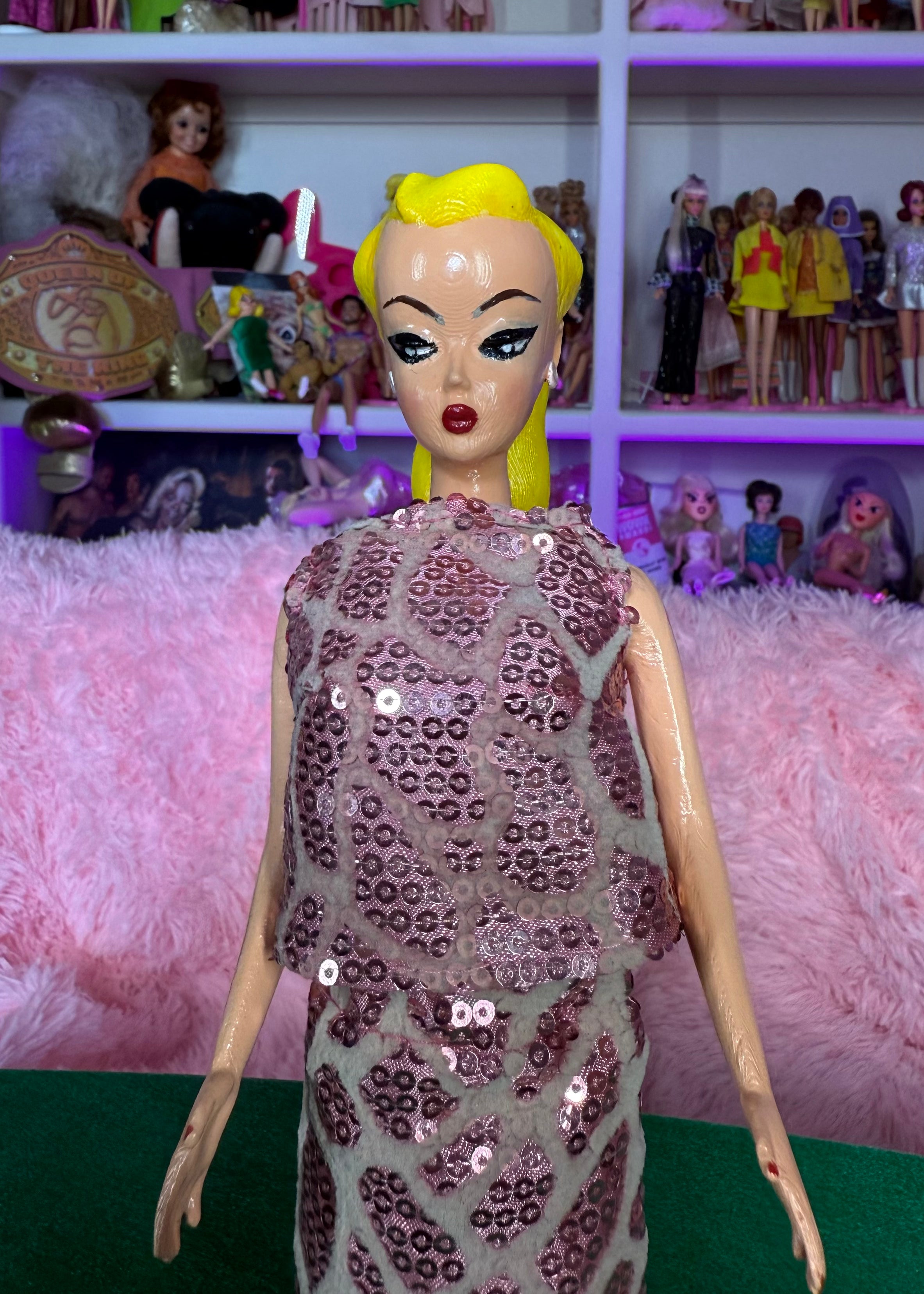VA VA VOOM DOLL(BLONDE PONYTAIL)