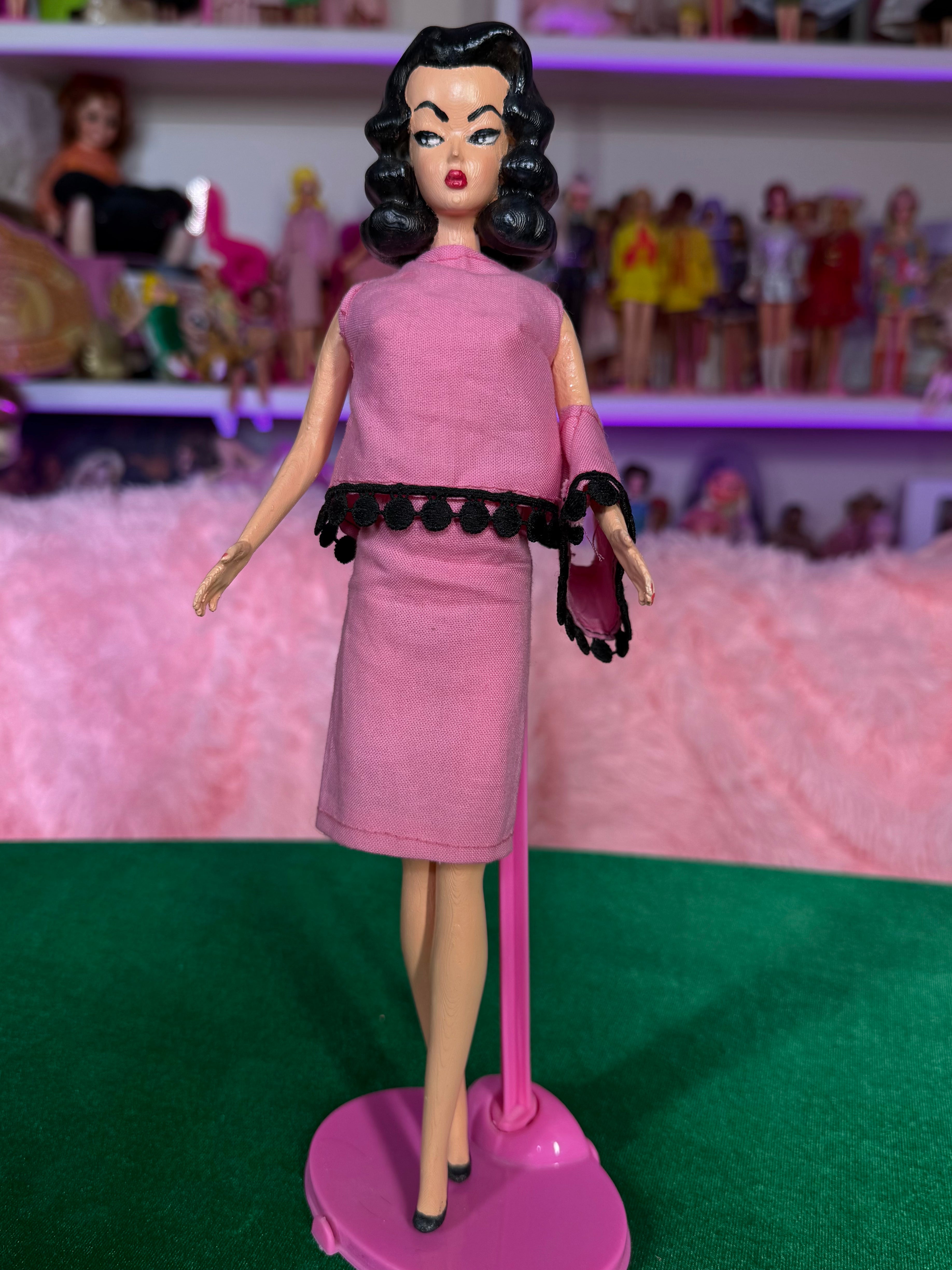 VA VA VOOM DOLL(PAGEBOY BLACK)