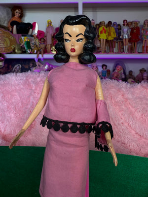 VA VA VOOM DOLL(PAGEBOY BLACK)