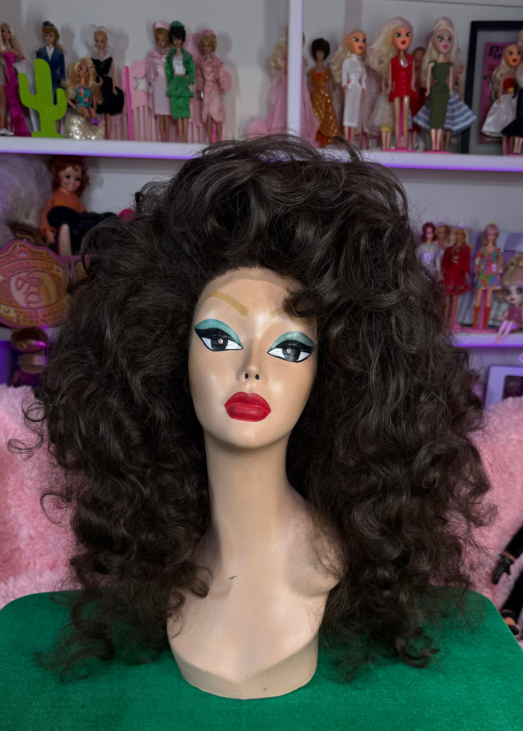 AS SEEN ON YOUTUBE: 90's VIDEO VIXEN