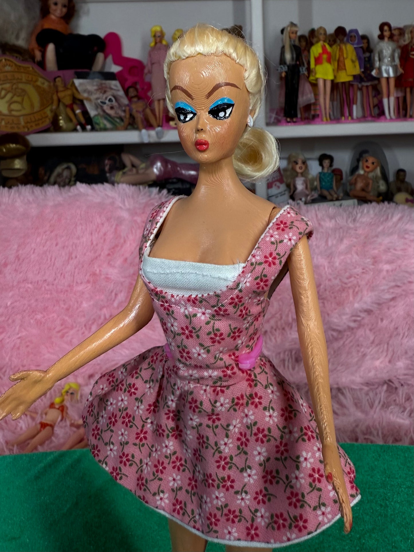 BEAUTY QUEEN DOLL (MOHAIR PONYTAIL BLONDE)