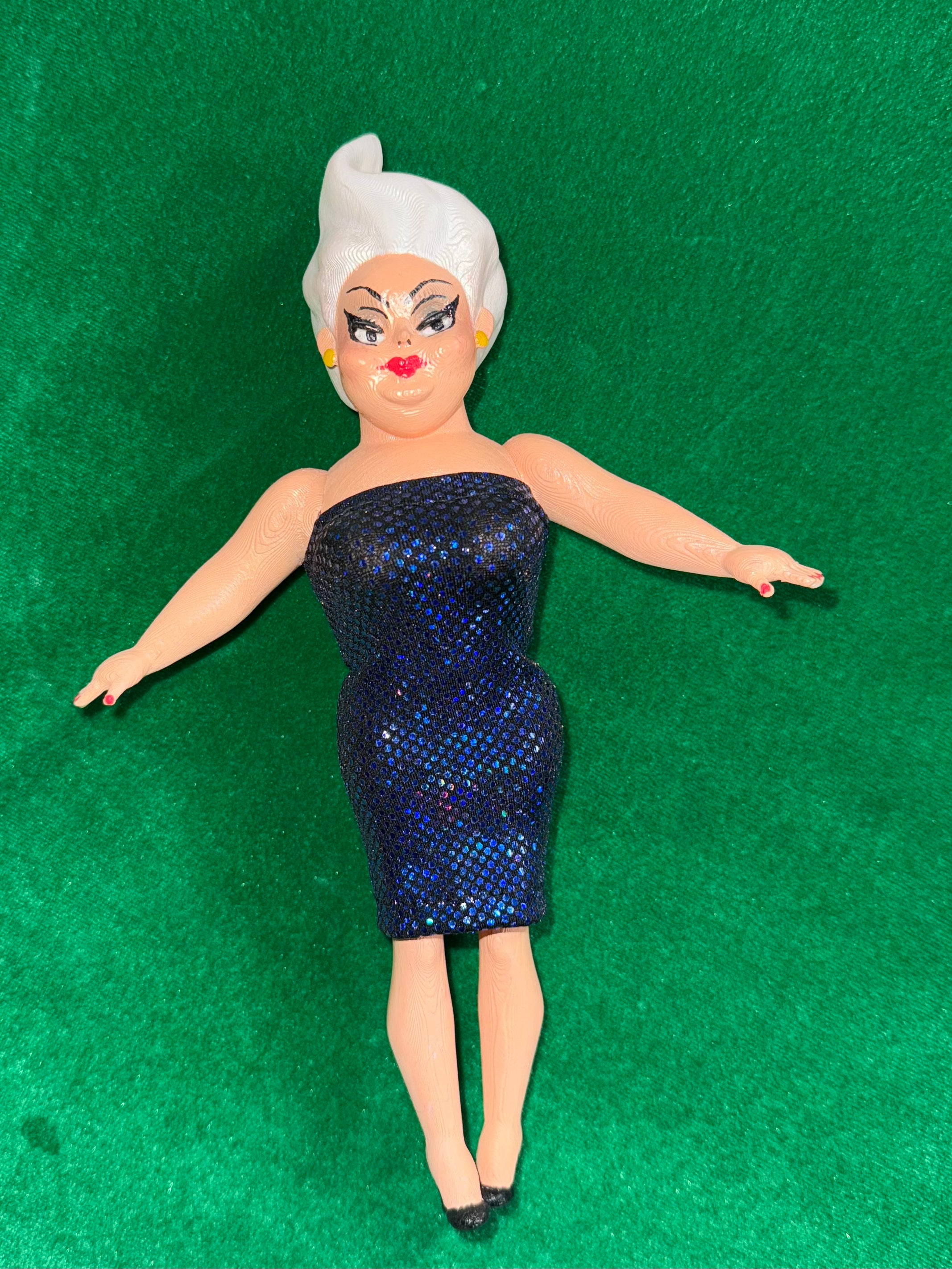 HOT MANDY DOLL (DIVINE)