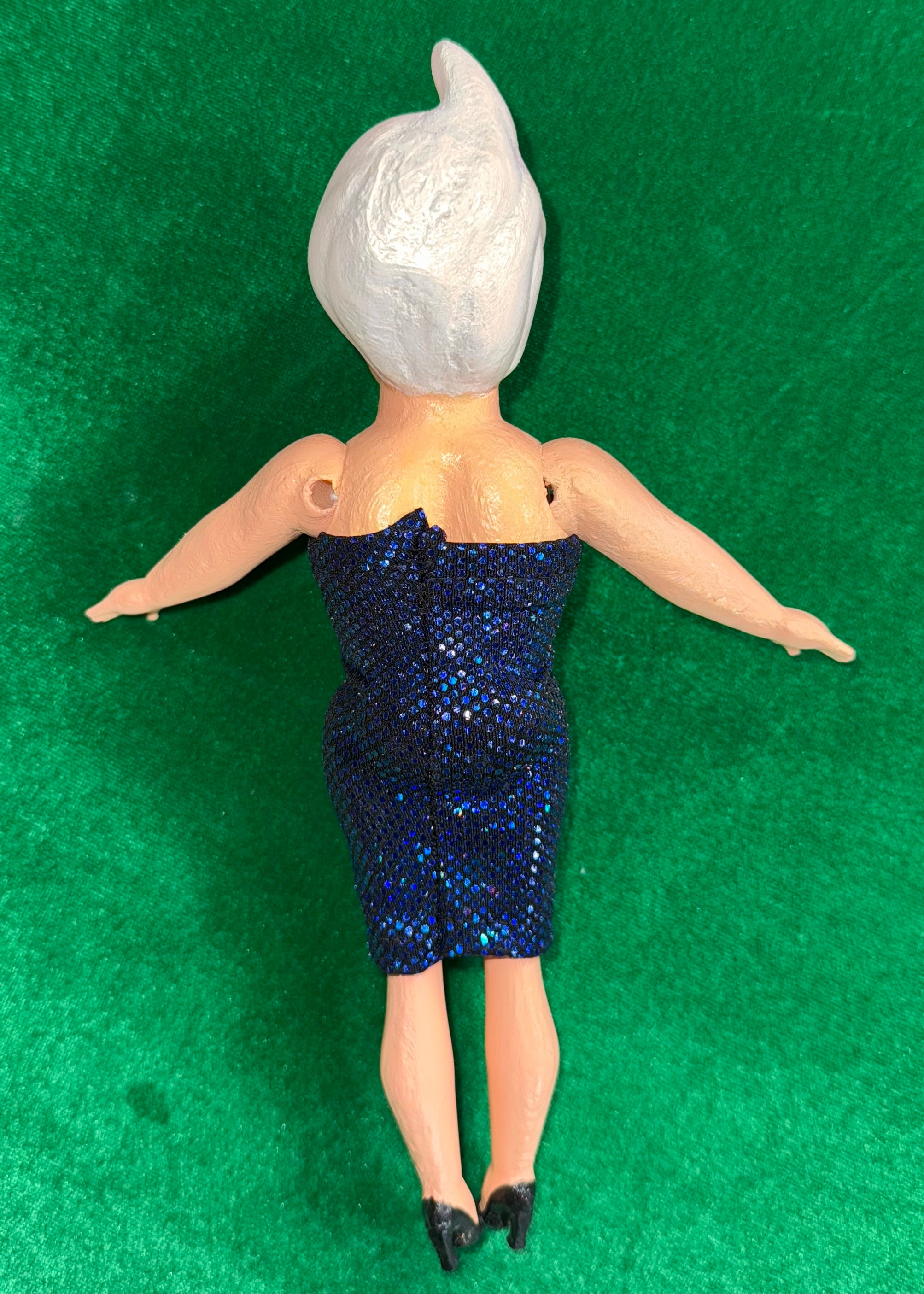 HOT MANDY DOLL (DIVINE)