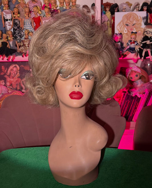 AS SEEN ON YOUTUBE: LOOK AT ME SANDRA DEE