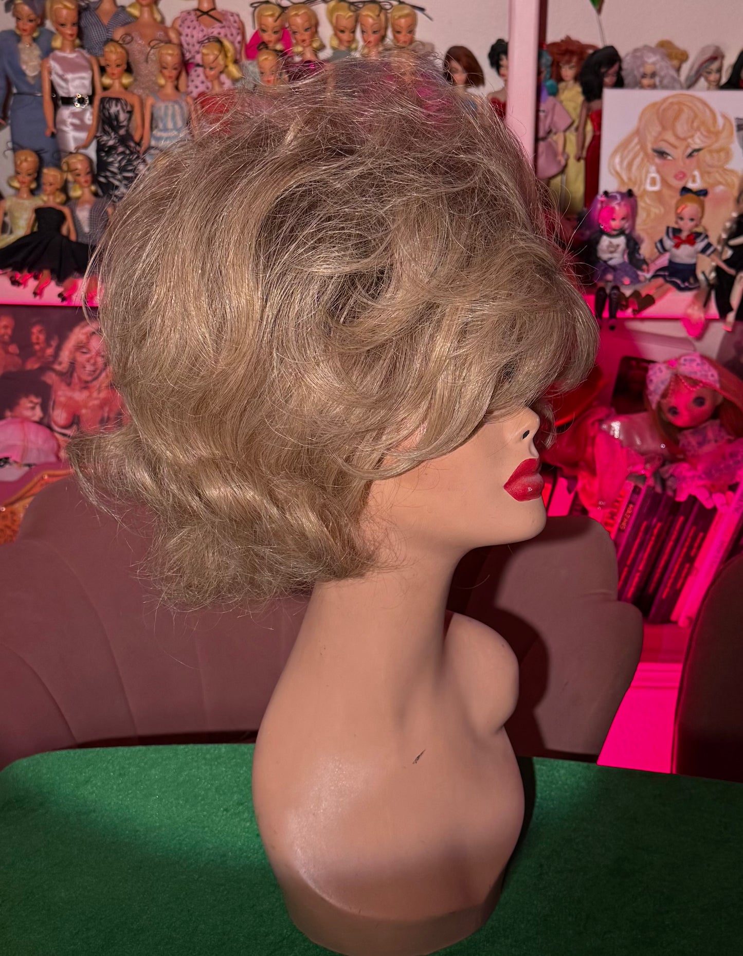 AS SEEN ON YOUTUBE: LOOK AT ME SANDRA DEE