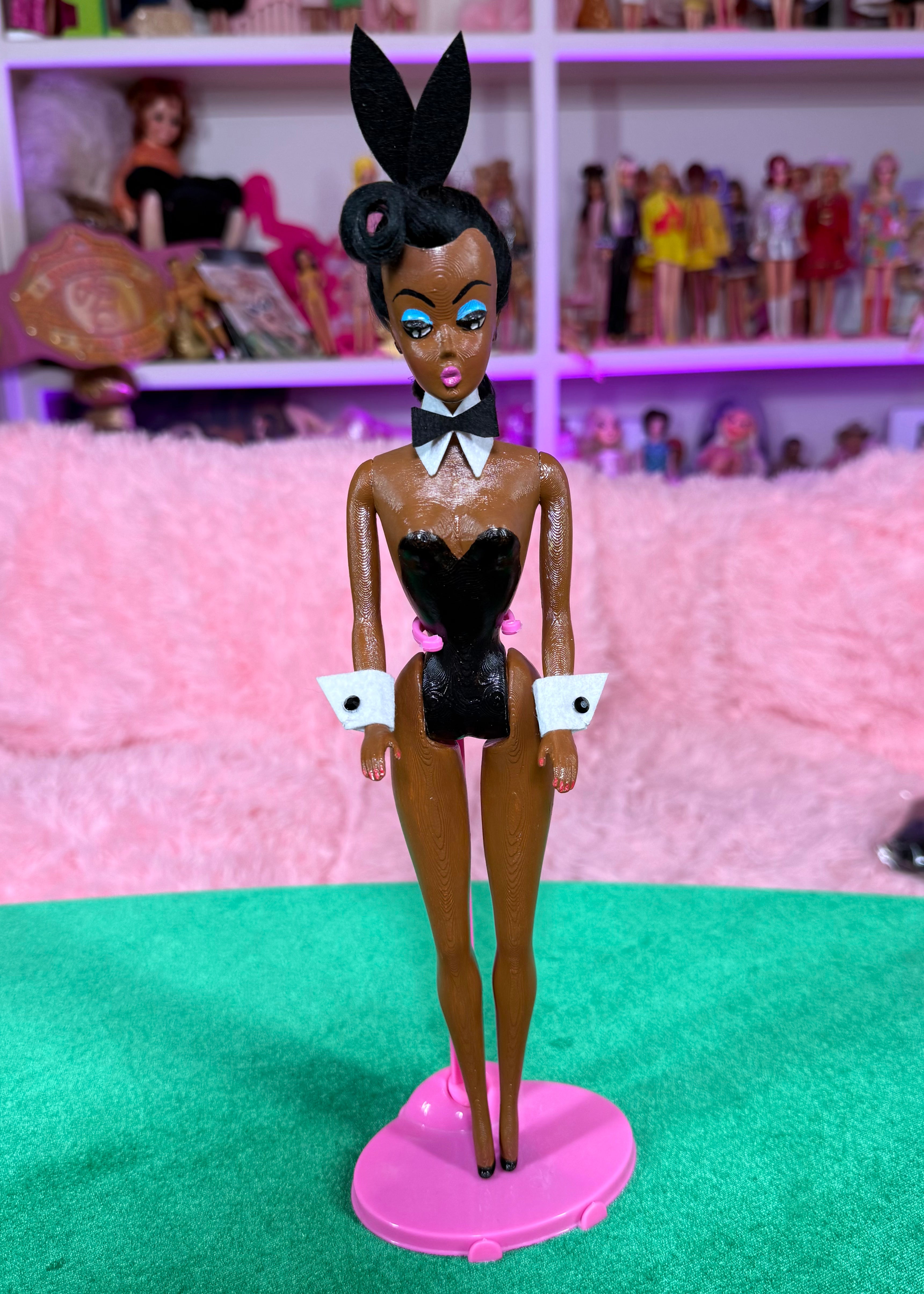 HUNNY BUNNY (RAVEN PONYTAIL)