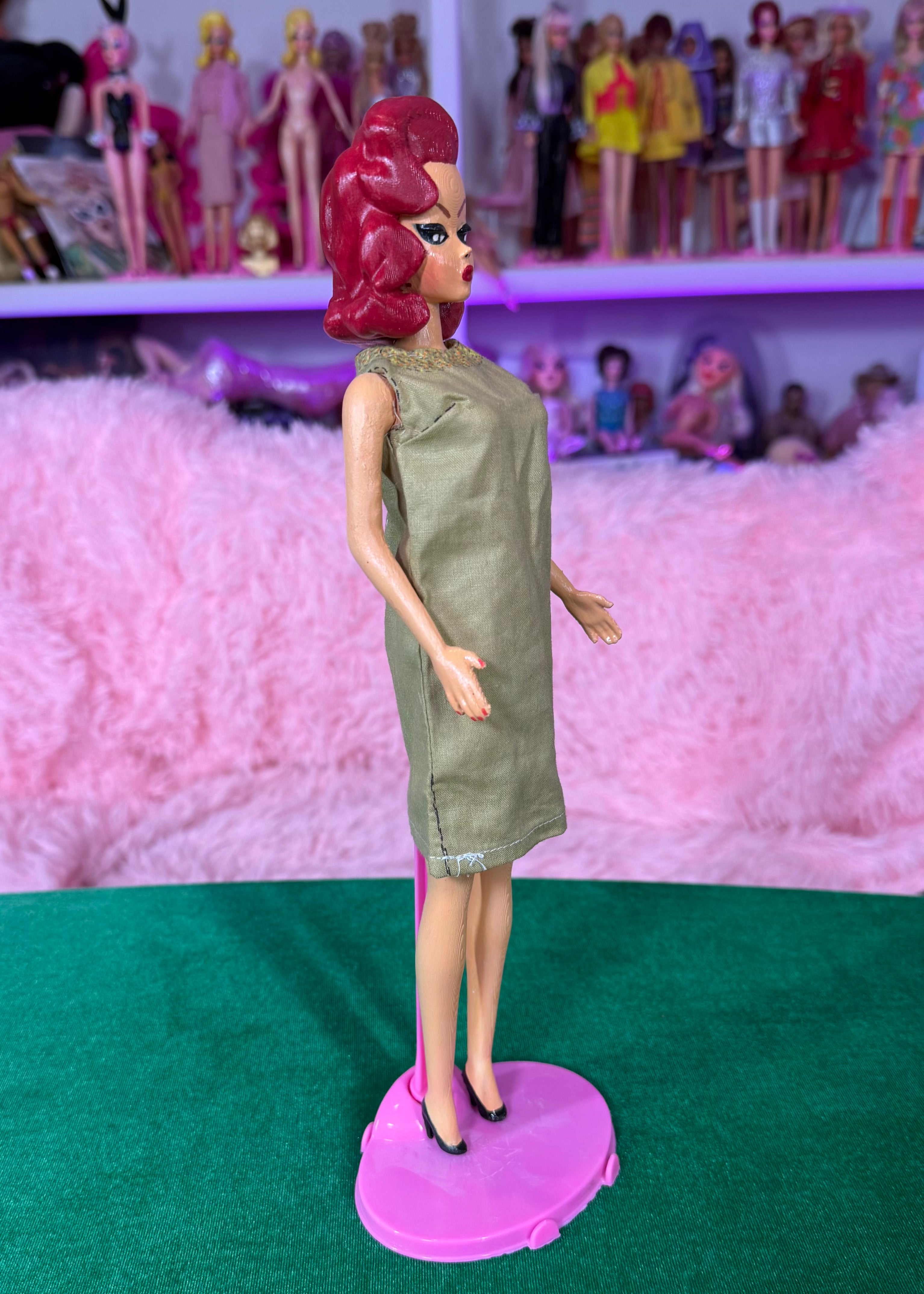 VA VA VOOM DOLL(RED VAMP)