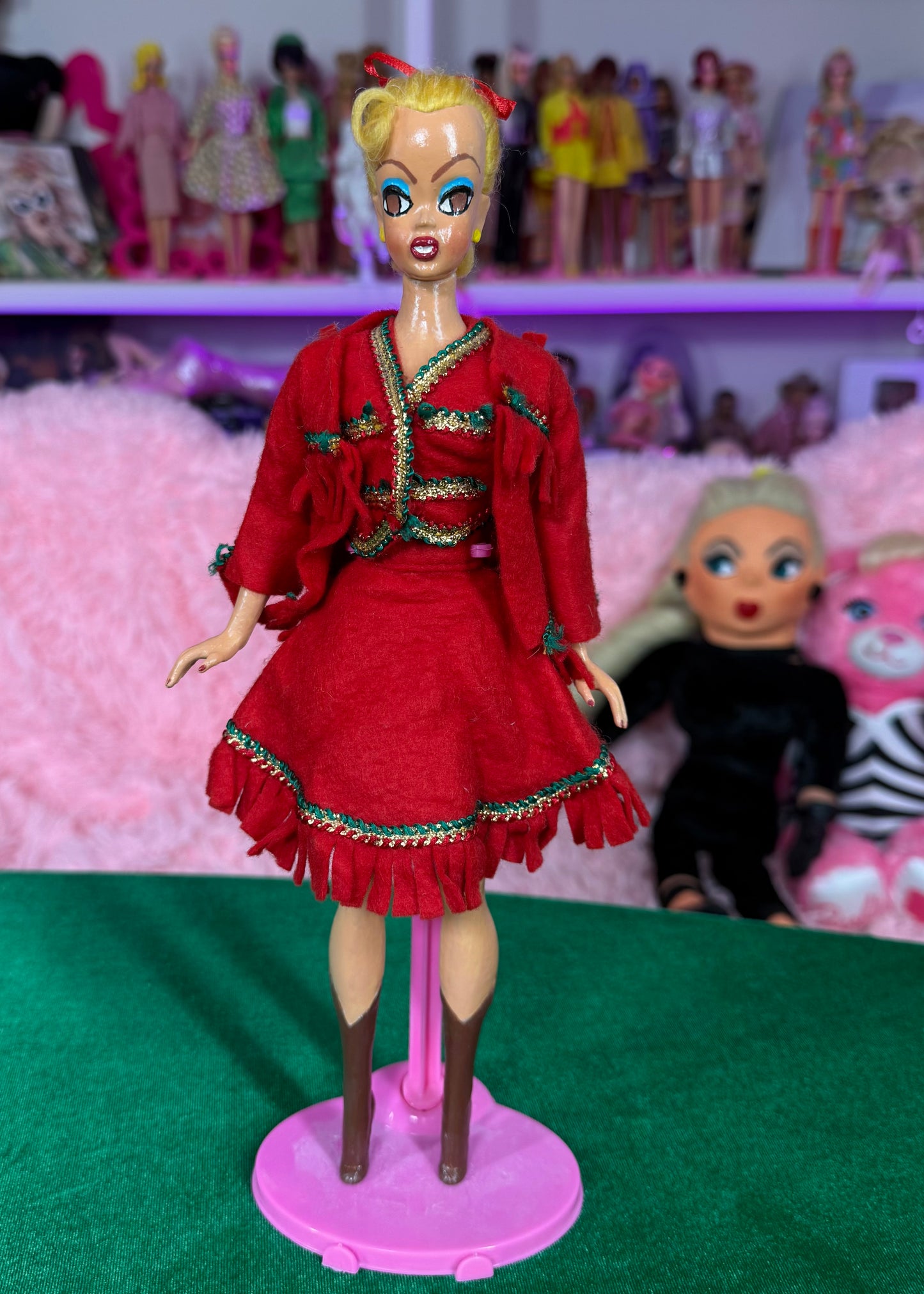VAVA VOOM DOLL (12 INCH GOLD PONYTAIL)
