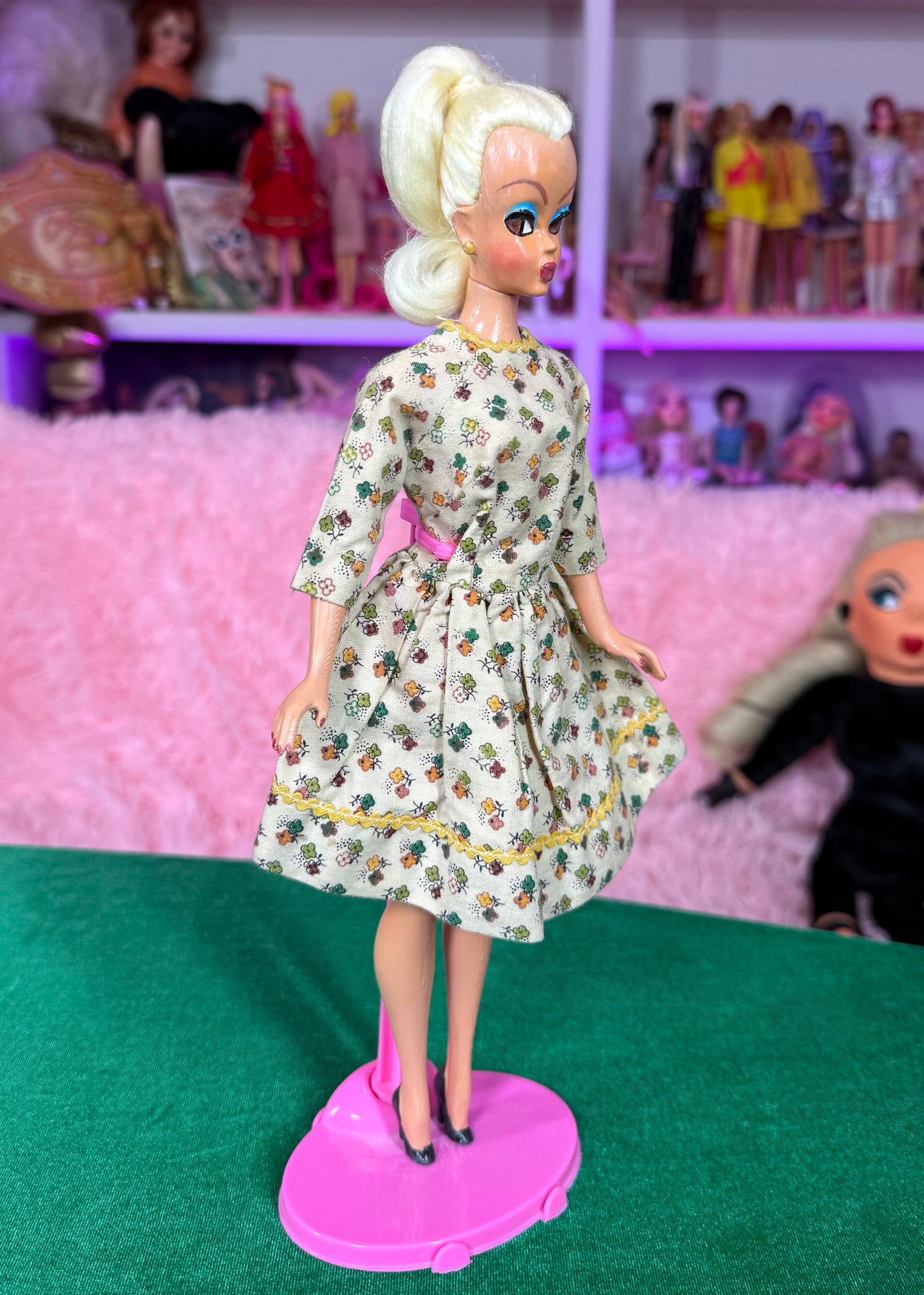 VAVA VOOM DOLL (12 INCH BLONDE PONYTAIL)