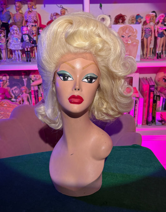 BEACH BLANKET BIMBO