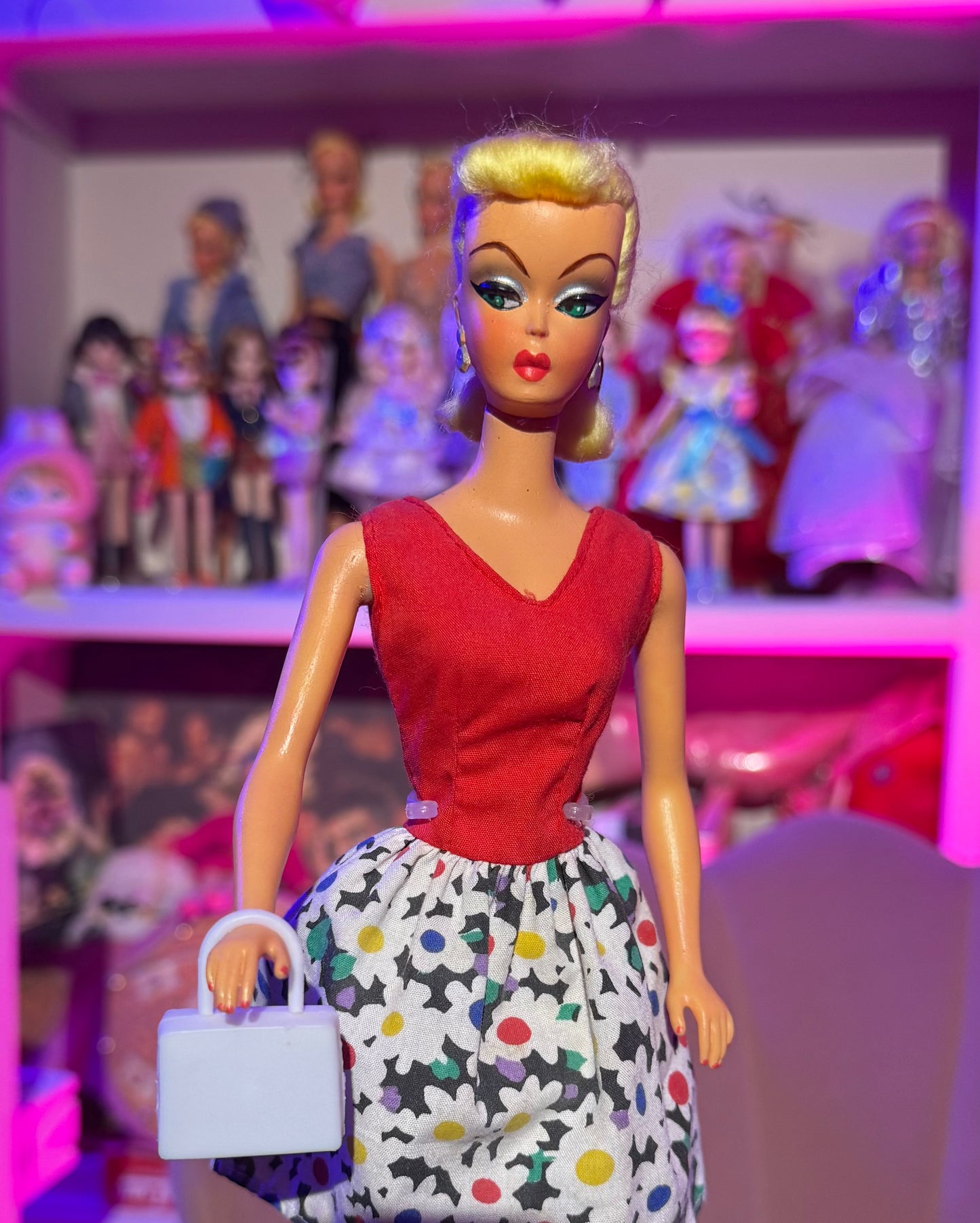 VAVA VOOM DOLL MODERN VINTAGE COLLECTION