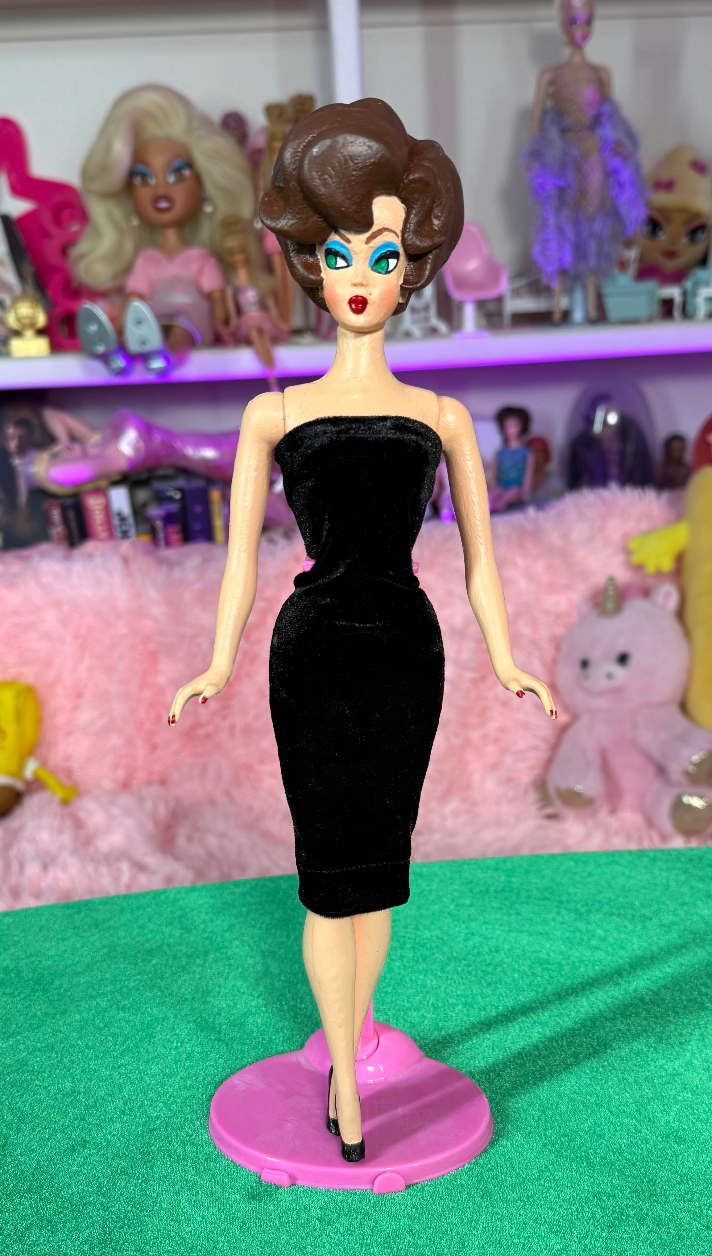 VAVA VOOM DOLL (BRUNETTE LIZ) LITTLE BLACK DRESS COLLECTION