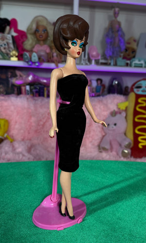 VAVA VOOM DOLL (BRUNETTE LIZ) LITTLE BLACK DRESS COLLECTION