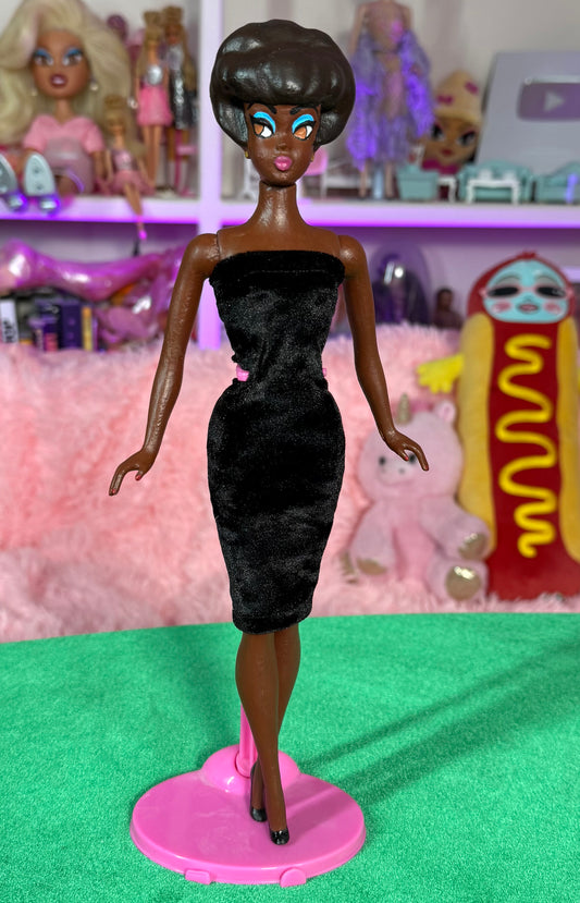 VAVA VOOM DOLL (BRUNETTE BUBBLE) LITTLE BLACK DRESS COLLECTION