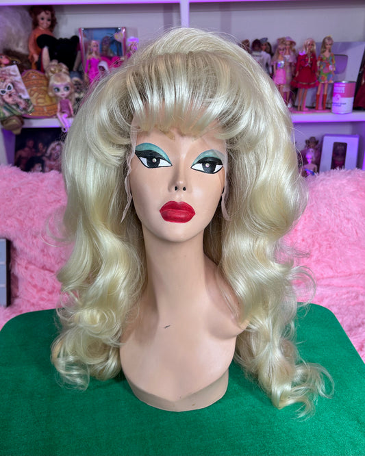 BAYWATCHING BEAUTY (PREMIUM WIG)