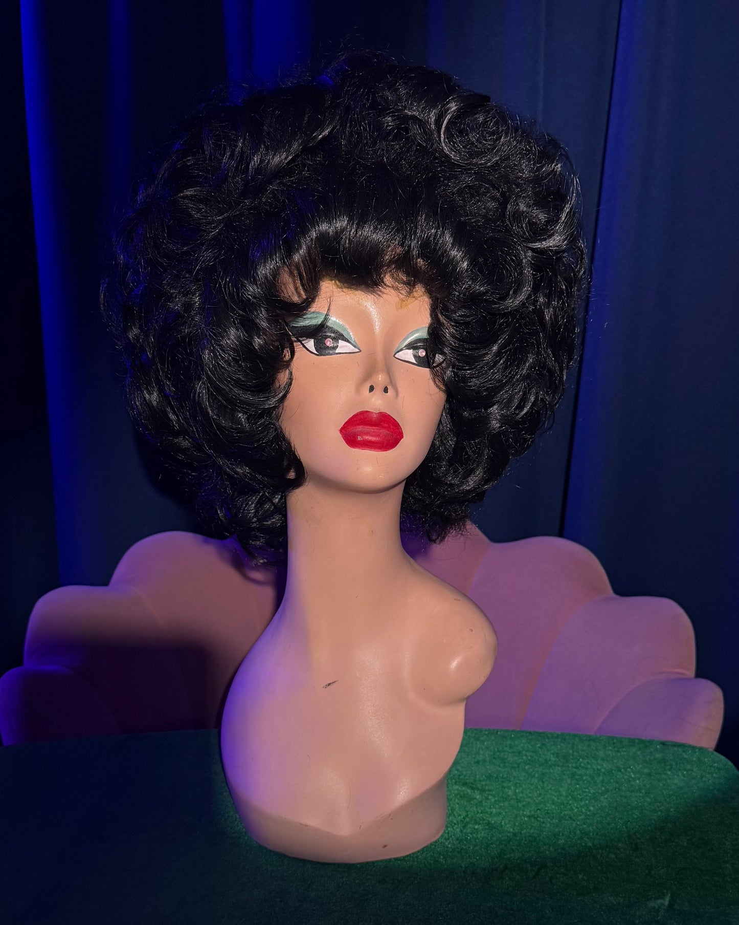 AS SEEN ON YOUTUBE: SWEET TRANSVESTITE