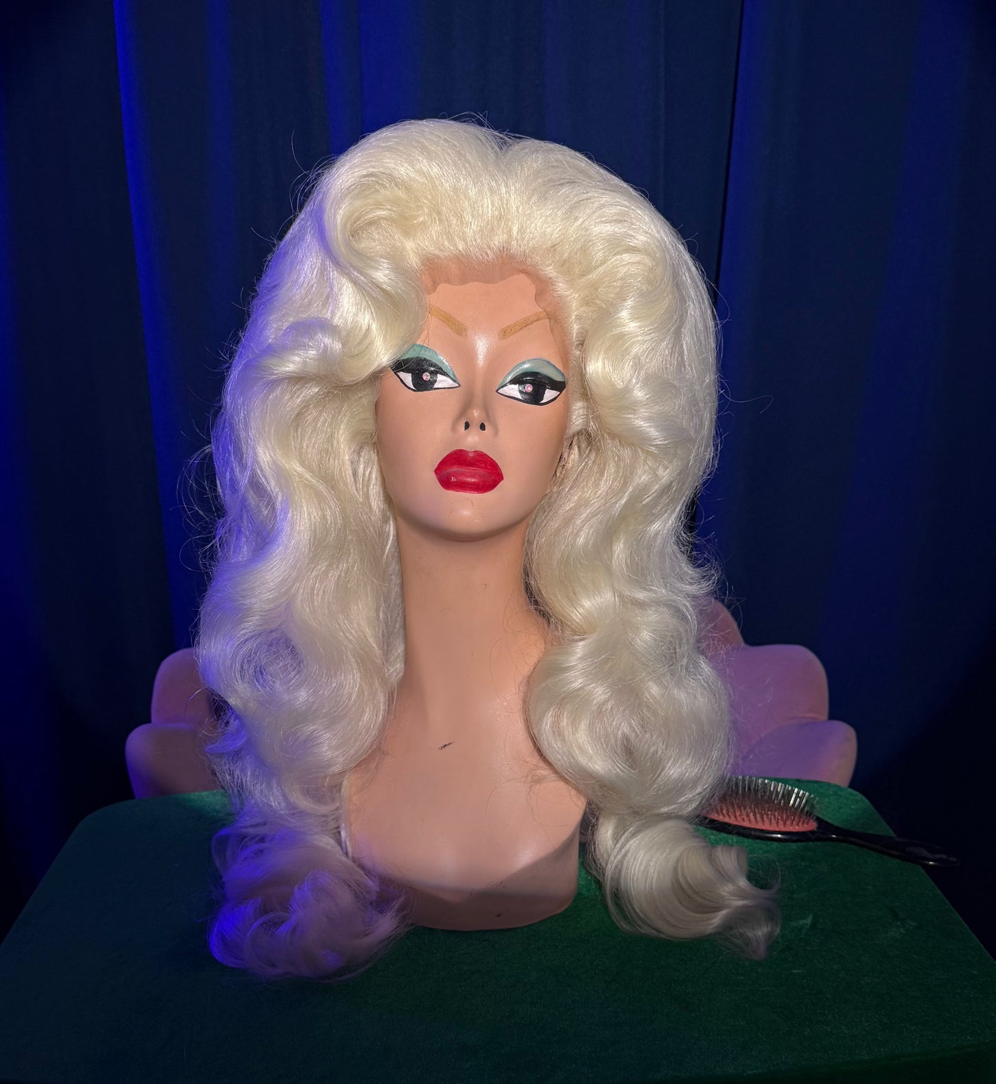 AS SEEN ON YOUTUBE: 70s DOLLY