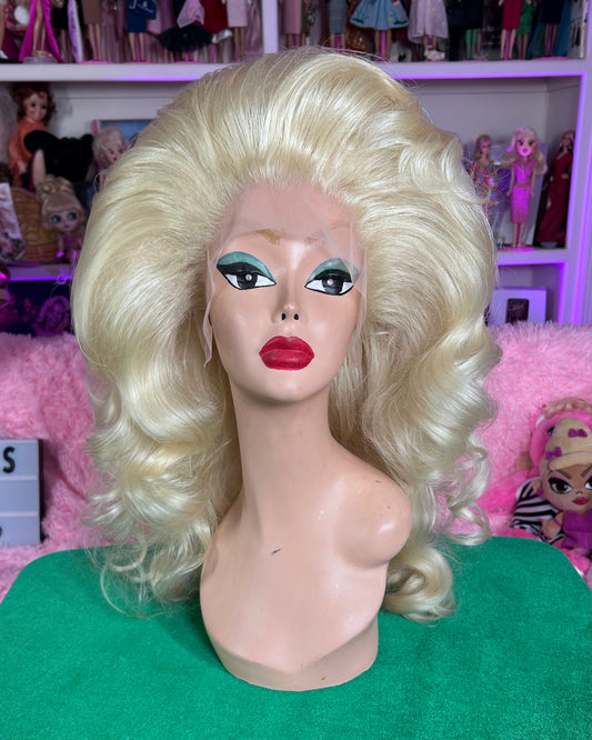 BIG BLONDE AND  BEAUTIFUL (PREMIUM WIG)
