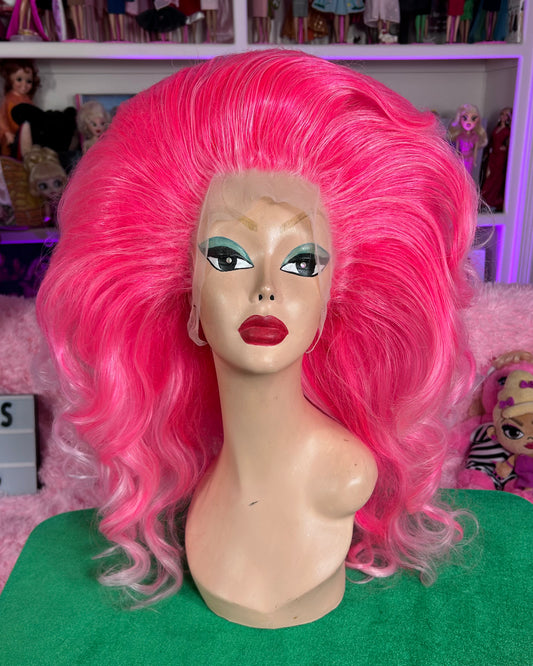 PINK AND POUTY (PREMIUM WIG)