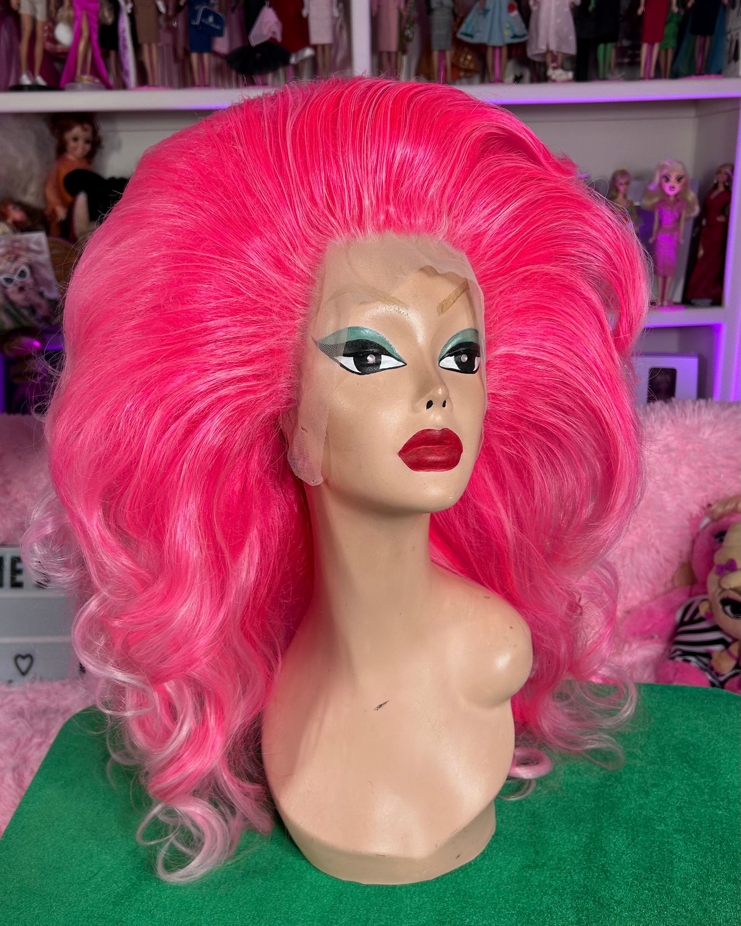 PINK AND POUTY (PREMIUM WIG)