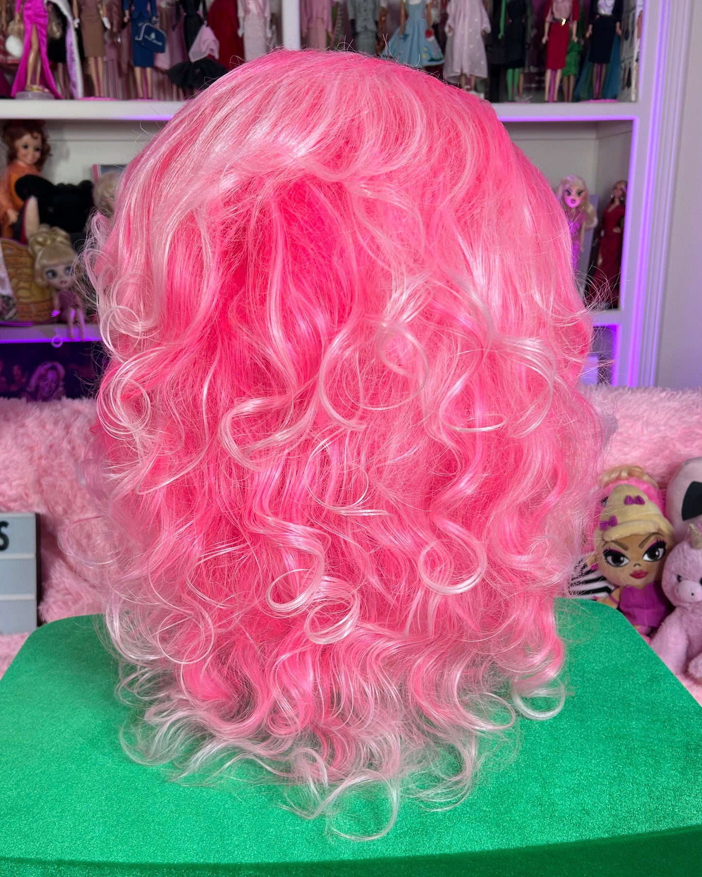 PINK AND POUTY (PREMIUM WIG)