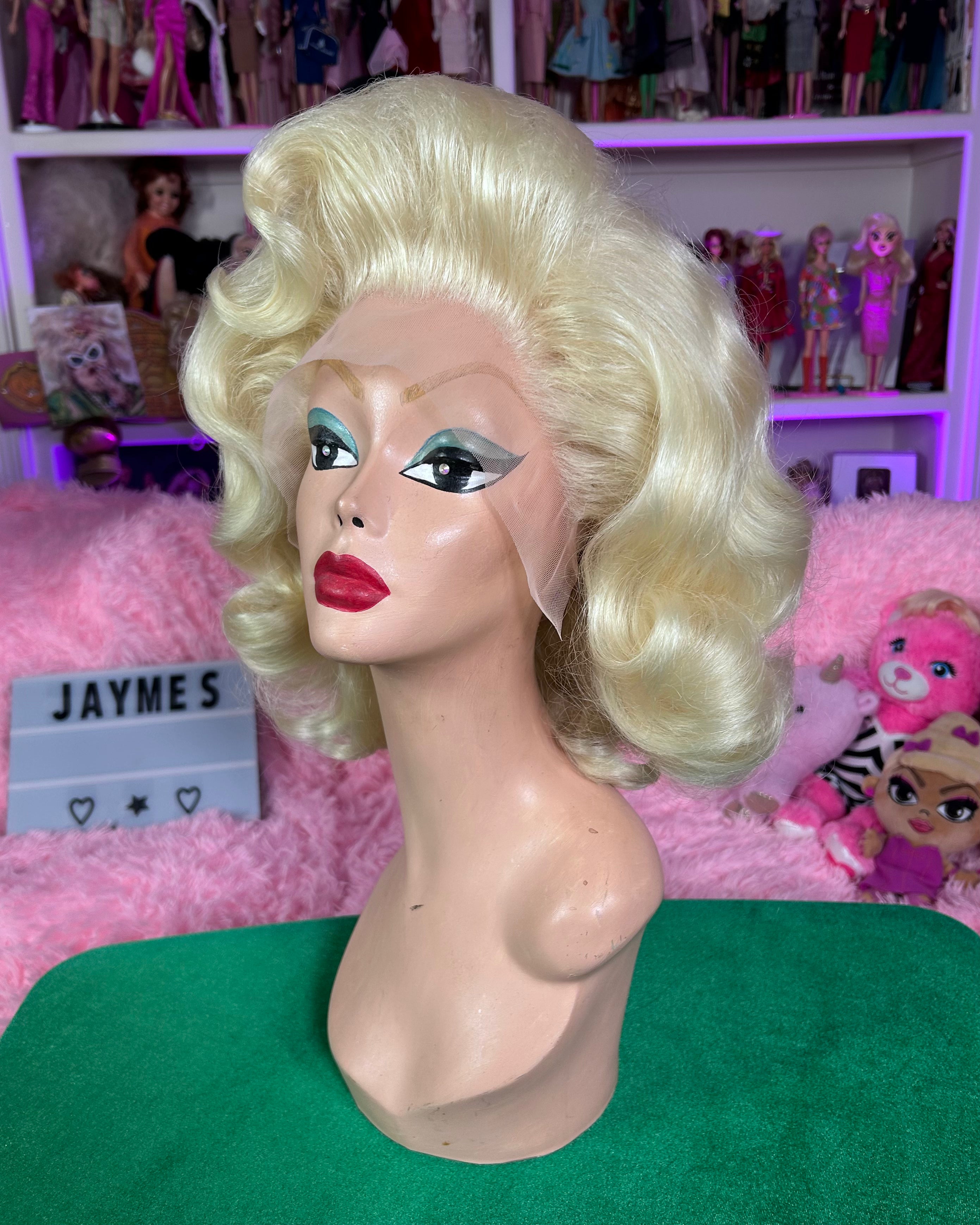 PREMIUM BOMBSHELL (PREMIUM WIG)