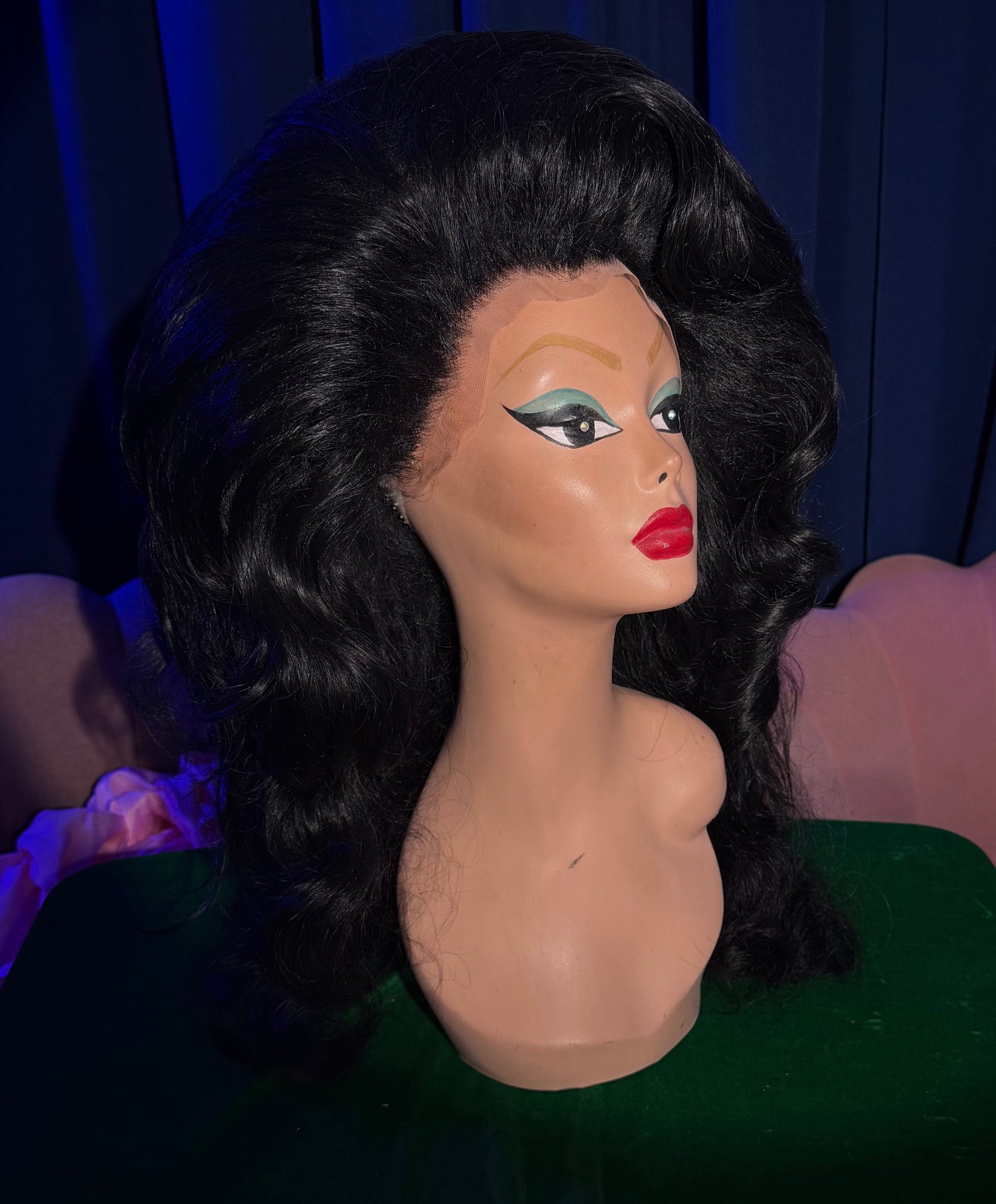 AS SEEN ON YOUTUBE: SCANDALOUS BOUFFANT