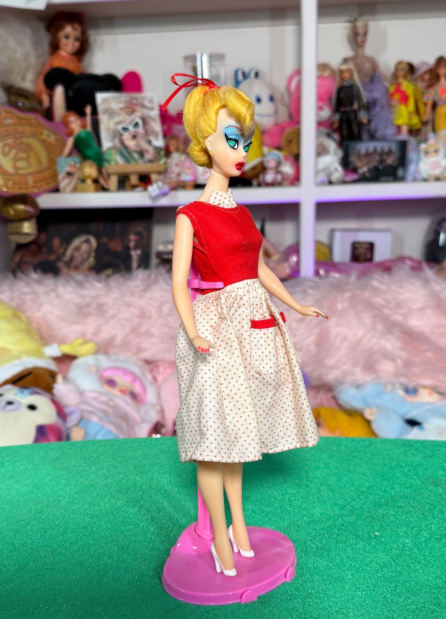 (VA VA VOOM DOLL (GOLD) CLASSIQUE BODY