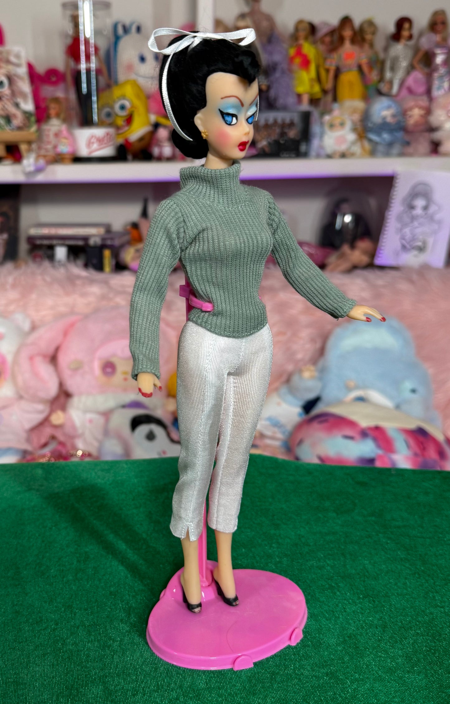 (VA VA VOOM DOLL (RAVEN) CLASSIQUE BODY