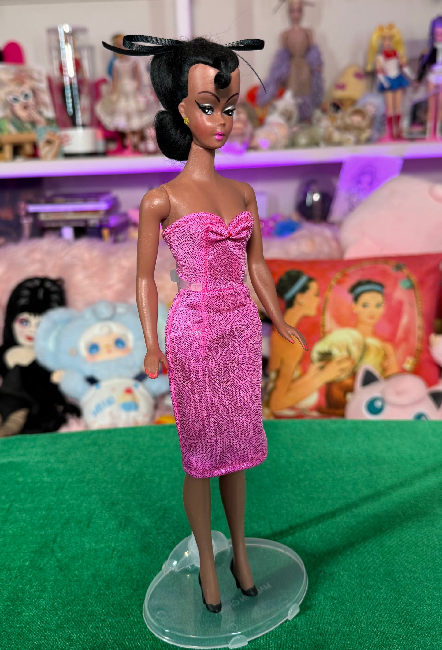 (MISTY DOLL (BRUNETTE) CLASSIQUE BODY) PRETTY IN PINK COLLECTION