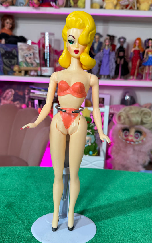 VAVA VOOM(15 INCH TALL DOLL)